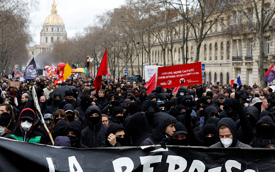 γαλλία-πορεία-διαμαρτυρίας-προς-την-ε-562325335