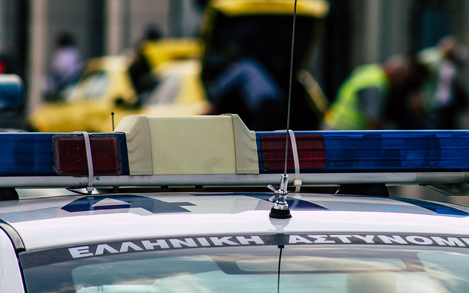 πάτρα-τέσσερις-συλλήψεις-για-κατοχή-τ-562339204