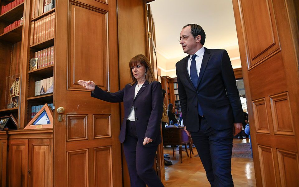 συνάντηση-σακελλαροπούλου-χριστοδ-562320448