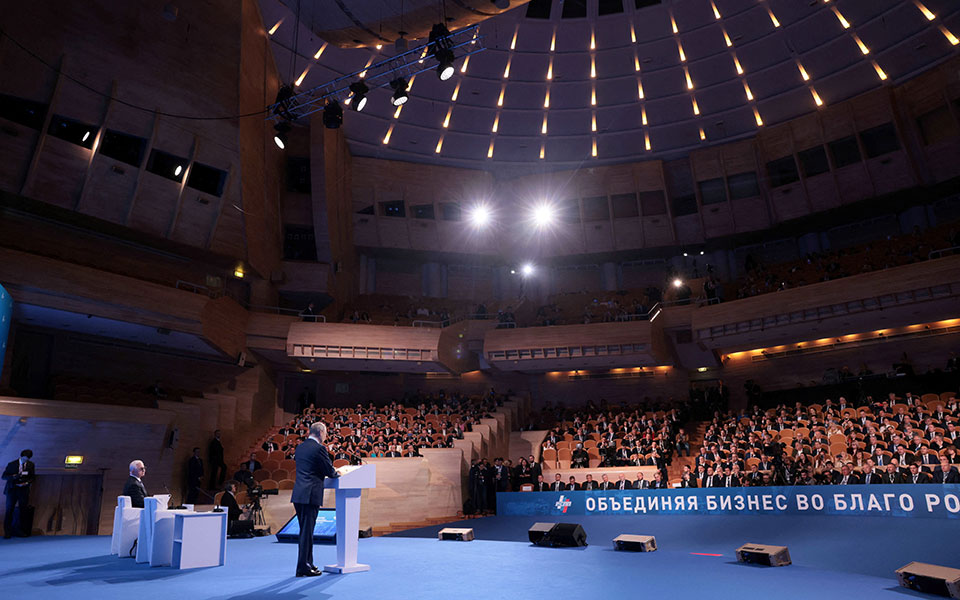 πούτιν-σε-ρώσους-δισεκατομμυριούχου-562325314