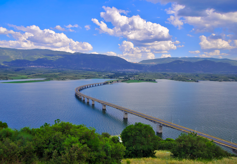 ρωγμές-στην-ασφάλεια-της-γέφυρας-σερβ-562321105