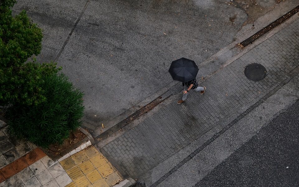καιρός-επιδείνωση-αύριο-με-βροχές-και-562314688