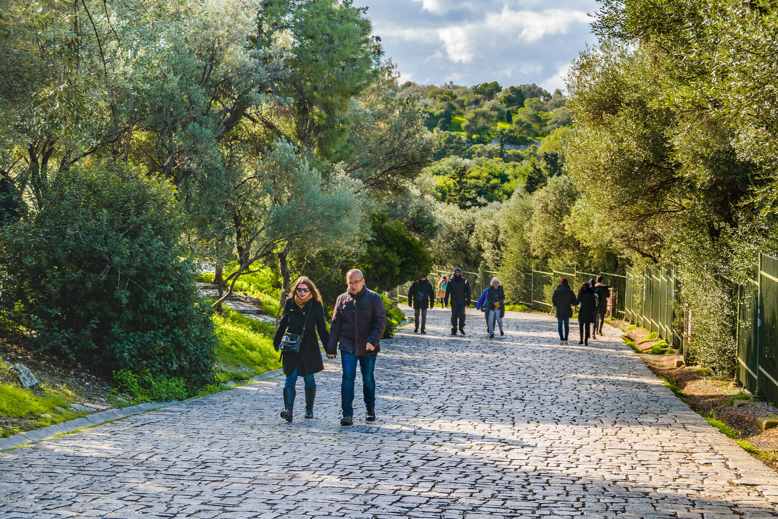 καιρός-λίγες-νεφώσεις-και-μικρή-άνοδο-562311964
