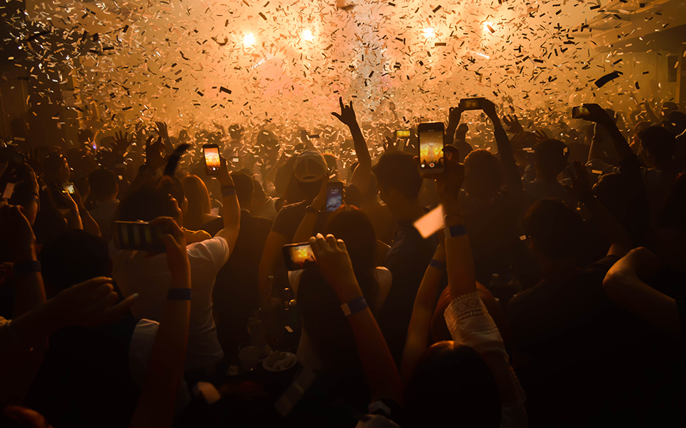 Το Άμστερνταμ θέλει να γκρεμίσει την εικόνα που έχτισε – Τι λένε στην «Κ» δήμος, κάτοικοι και ειδικοί για τον «ενοχλητικό» τουρισμό-6