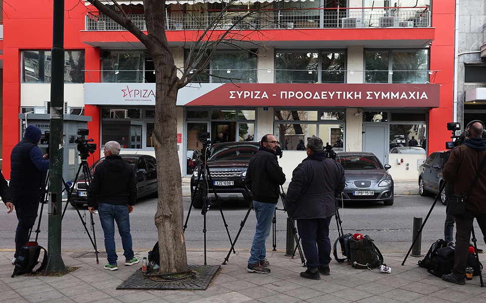 συριζα-να-κληθεί-στην-επιτροπή-θεσμών-562330039