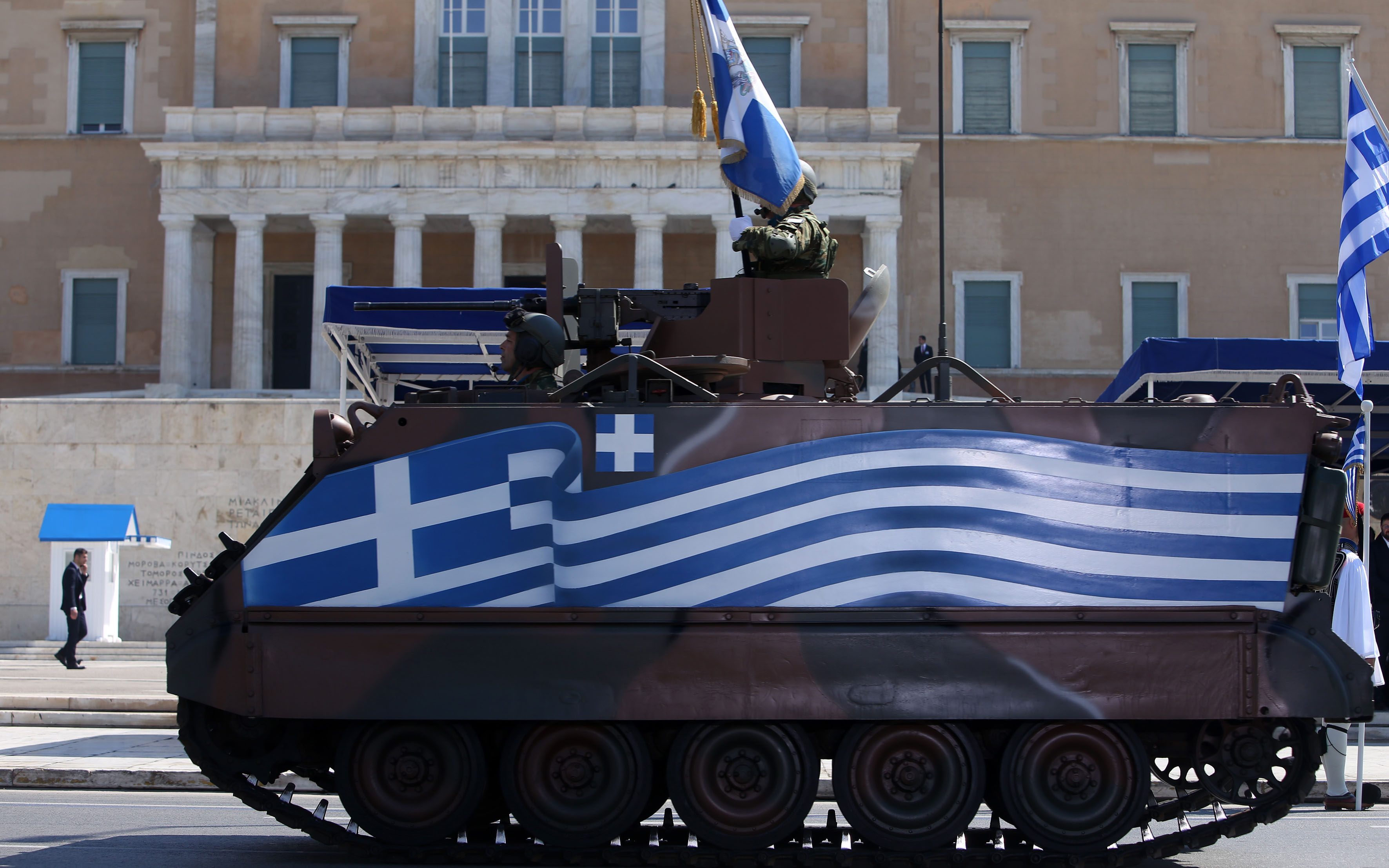 25η Μαρτίου: Με Marder και F-16 Viper η στρατιωτική παρέλαση στην Αθήνα-2