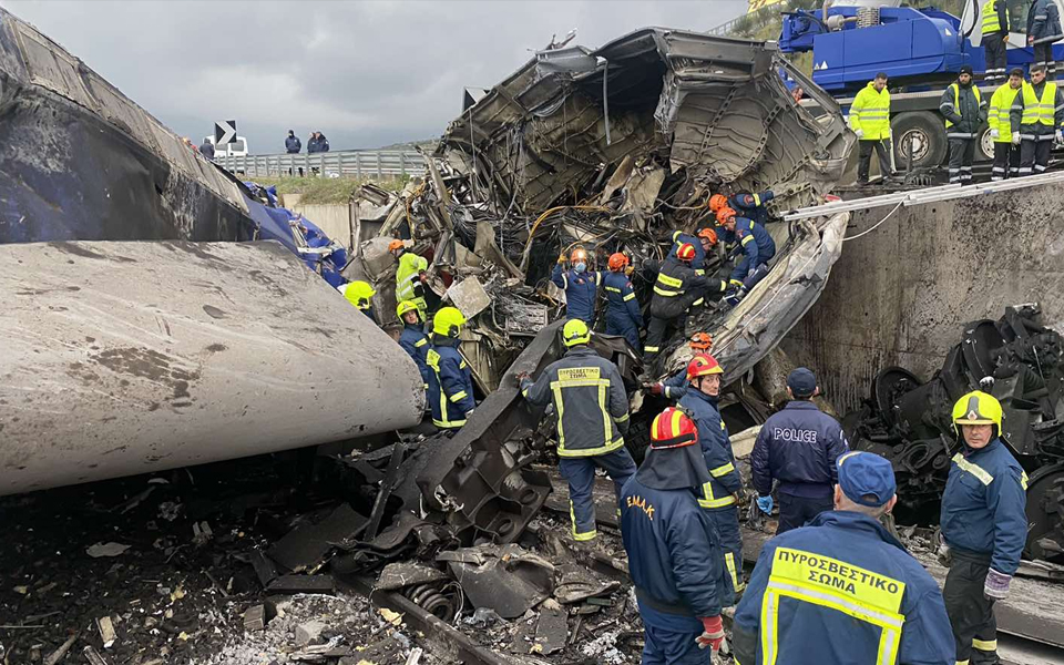 τραγωδία-στα-τέμπη-οφείλουμε-να-αποδ-562302565