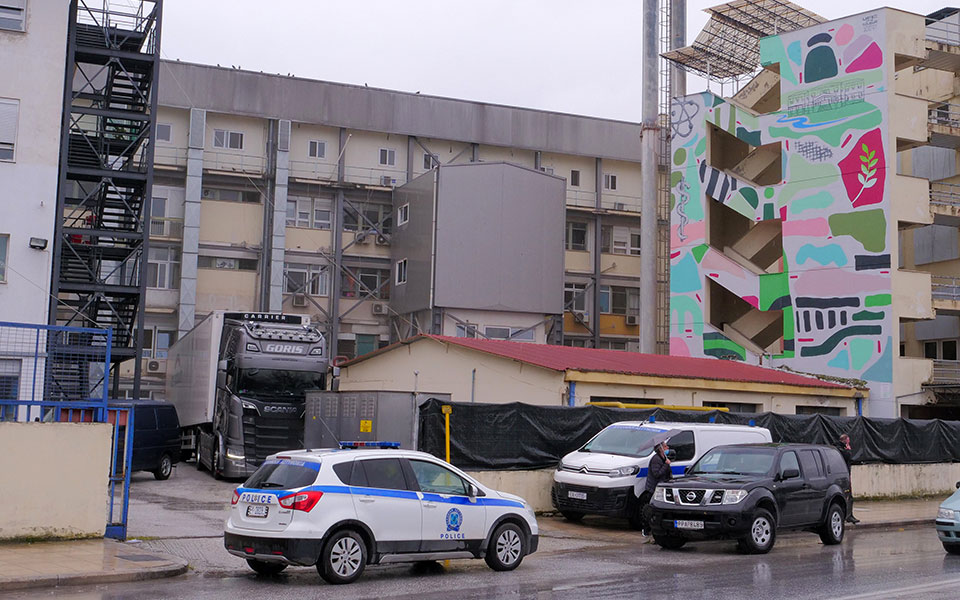 Τραγωδία στα Τέμπη: Κραυγή αγωνίας από τους συγγενείς των αγνοουμένων-1