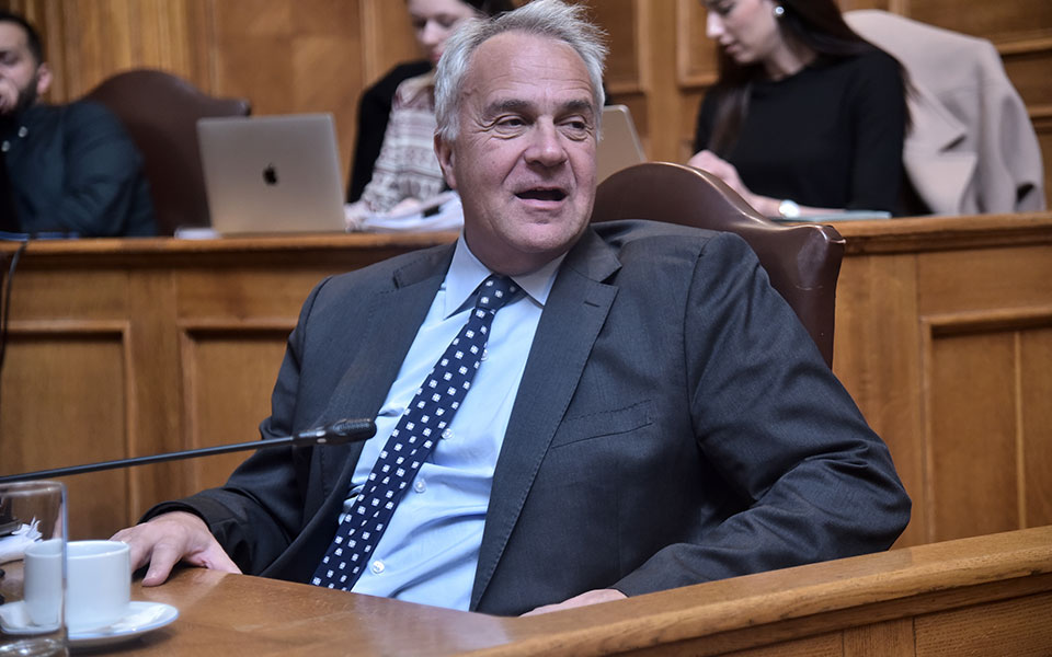 υπεσ-παράνομη-η-απεργία-της-αδεδυ-από-τ-562323160