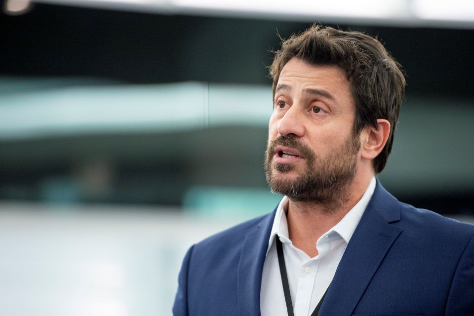 υπόθεση-γεωργούλη-η-καταγγελία-οι-έρε-562377952