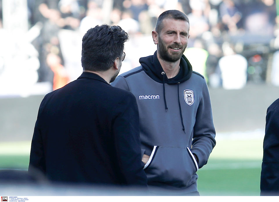 «Χτυποκάρδια» στα… θρανία για 39 προπονητές-5