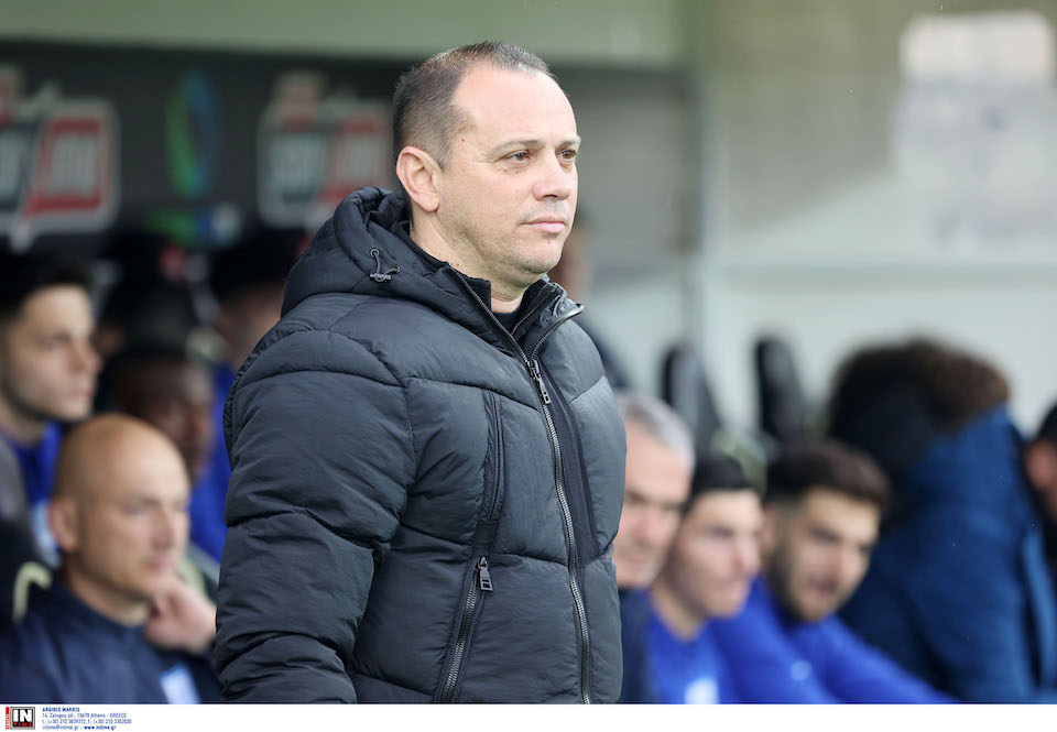 «Χτυποκάρδια» στα… θρανία για 39 προπονητές-10