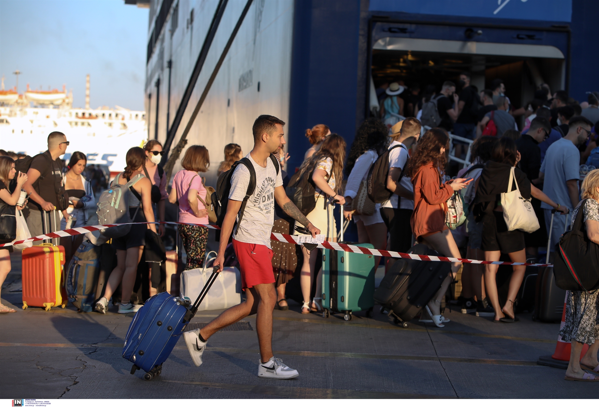 τουρισμός-μαζική-έξοδος-το-πάσχα-γεμά-562360549