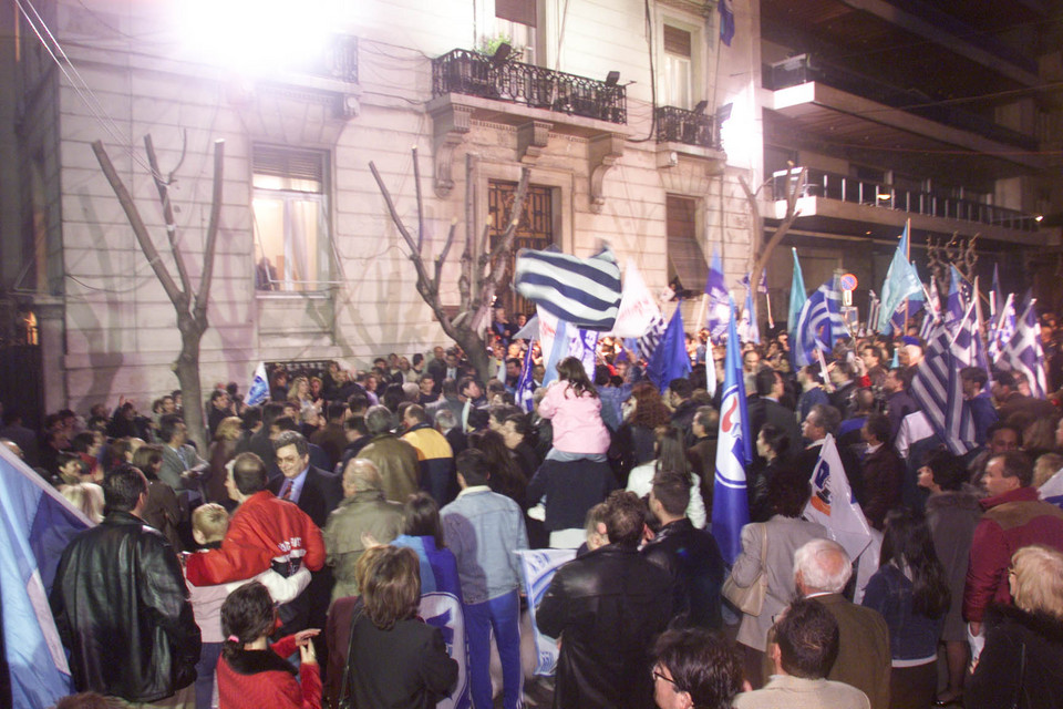 η-νύχτα-που-κρίθηκε-στη-μία-μονάδα-562350613