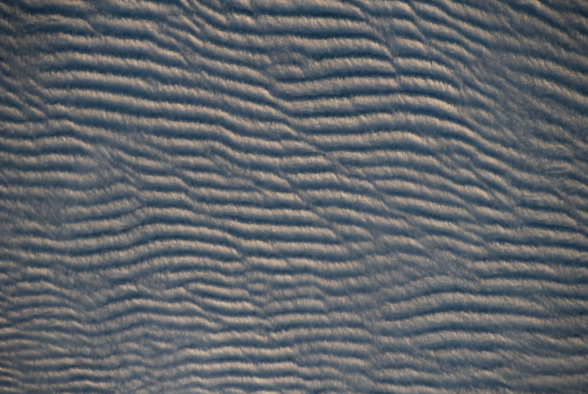 Ροζ σύννεφα, αμμόλοφοι, Νότιο Σέλας: Η Γη μέσα από τον φακό των αστροναυτών-11