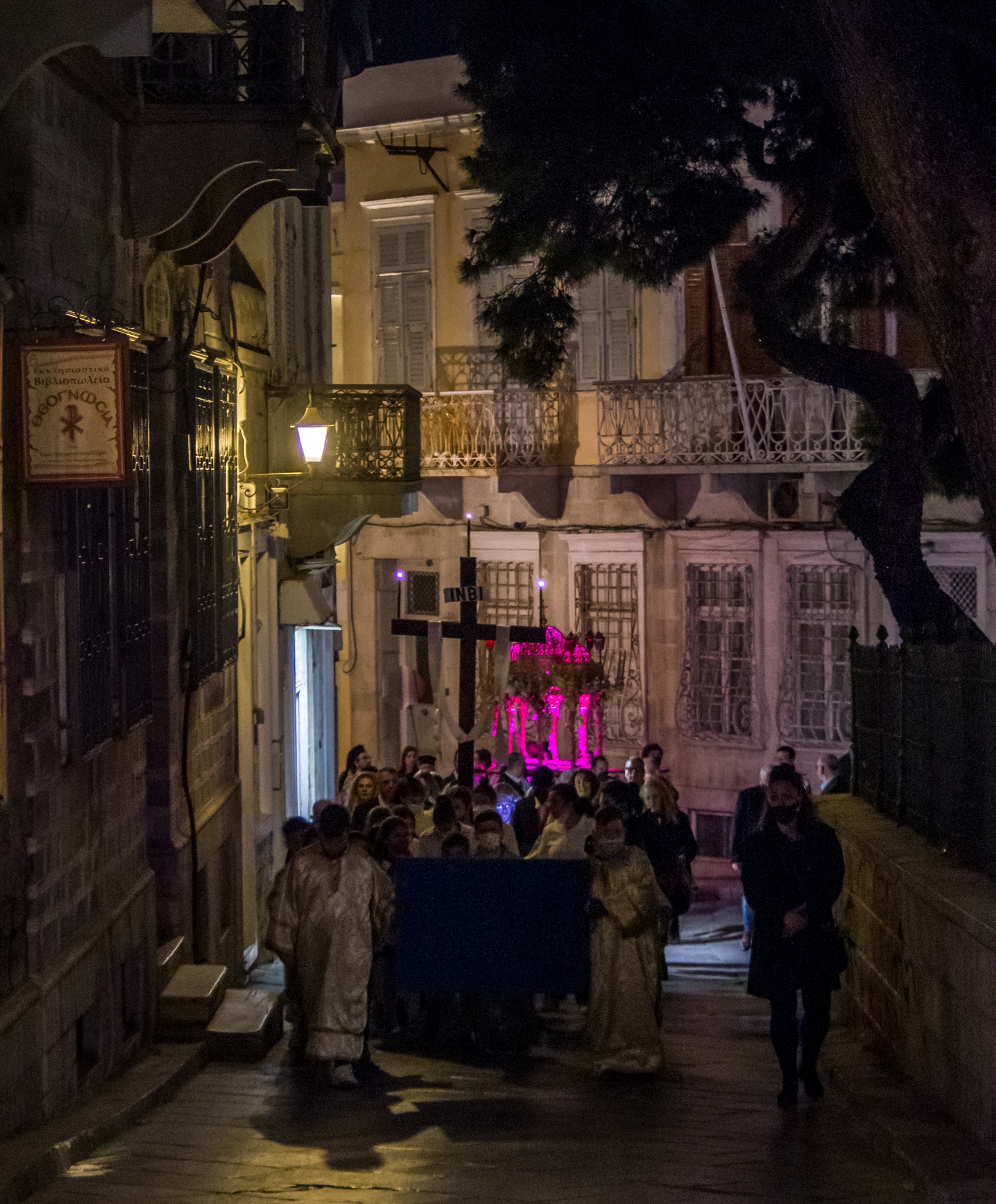 Αι γενεαί πάσαι, καθολικοί κι ορθόδοξοι-3