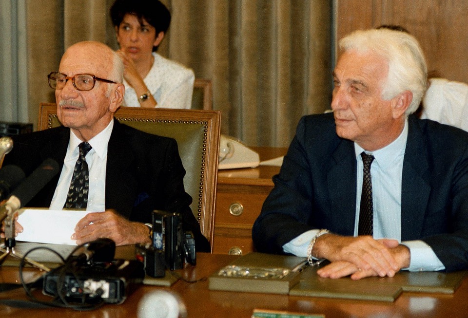 Κυβερνήσεις συνεργασίας: Οι διαφορές Βορρά – Νότου και η Ελλάδα-1