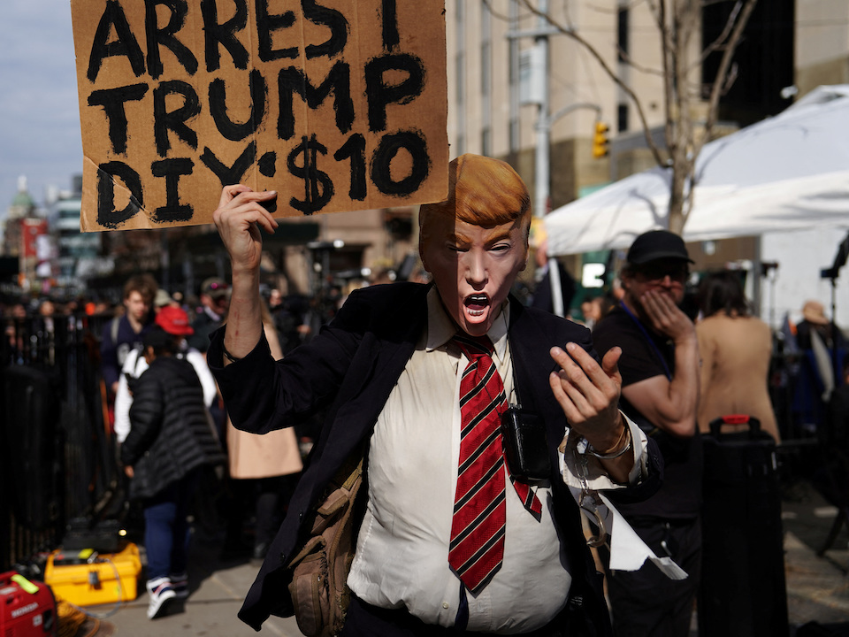 Δίκη Τραμπ: Ο κίνδυνος για φιάσκο και το νέο τοπίο της πολιτικής αντιπαράθεσης-1