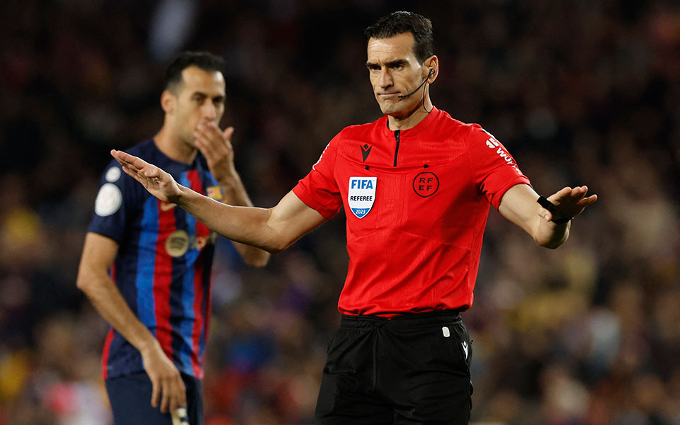 οι-αμοιβές-των-διαιτητών-σε-ελλάδα-και-562359271