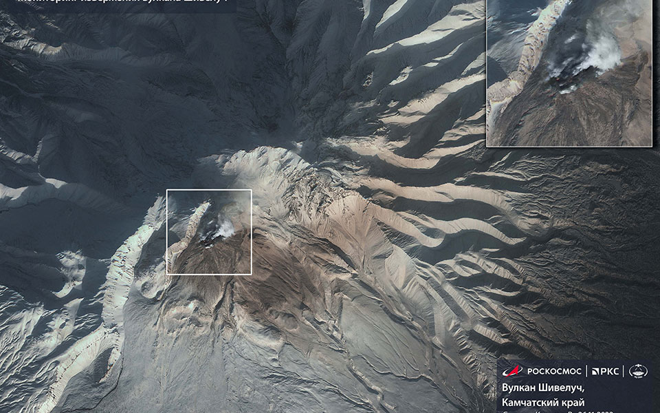 ρωσία-έκρηξη-στο-ηφαίστειο-σιβέλιτς-562367068