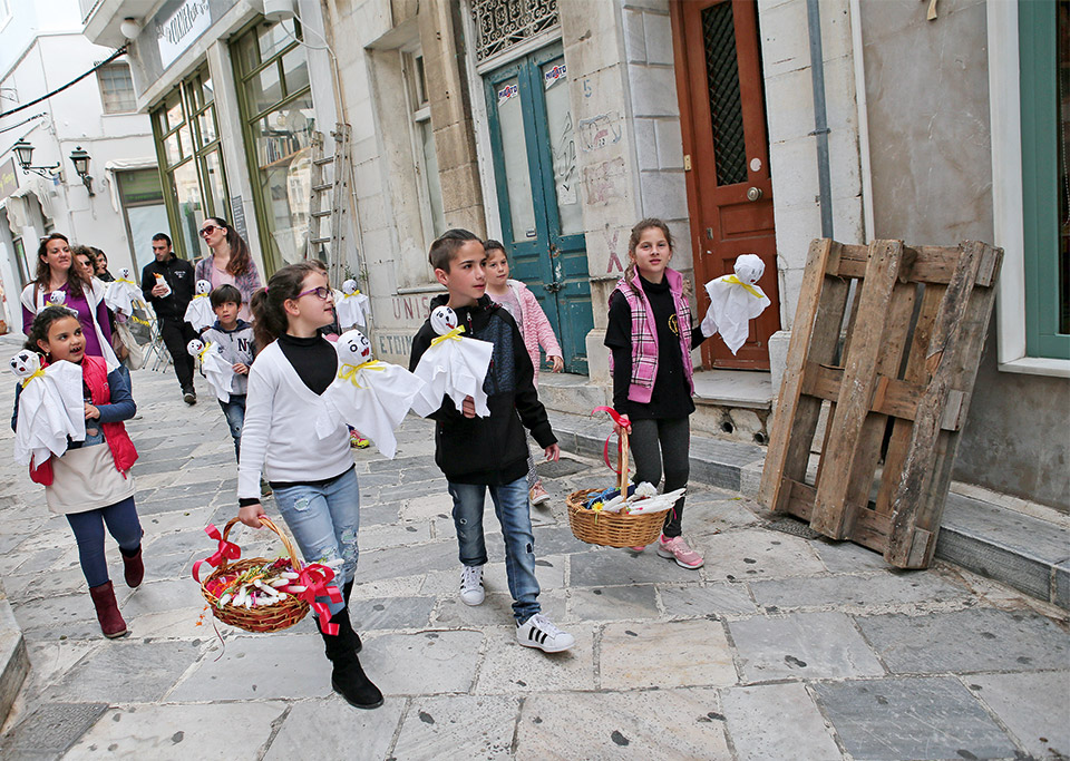 Το Πάσχα στη Σύρο είναι διαφορετικό-2