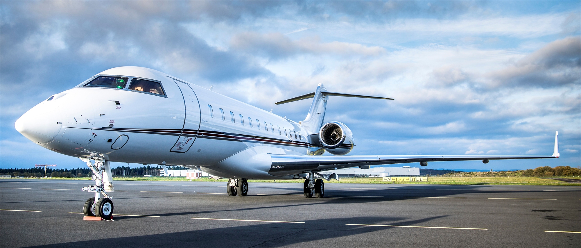 συνωστισμός-ιδιωτικών-τζετ-στους-αιθ-562384129