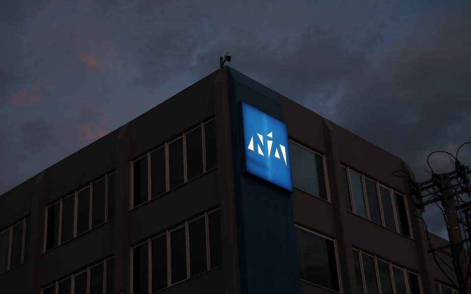 ν-δ-τα-4-fake-news-του-συριζα-για-την-ιδιωτικοπ-562353064