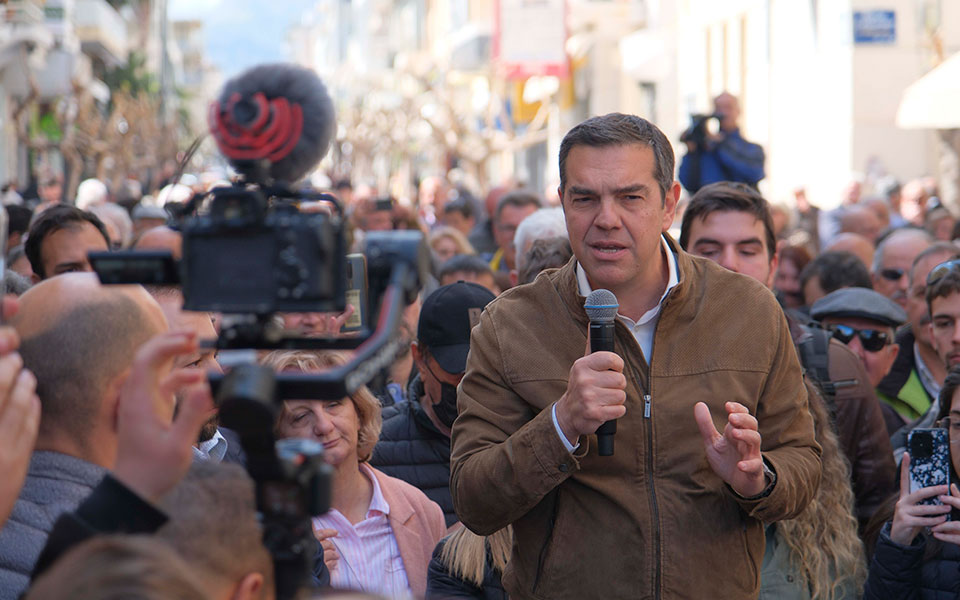 περιοδείες-αλ-τσίπρα-σε-δύσκολες-πε-562358458