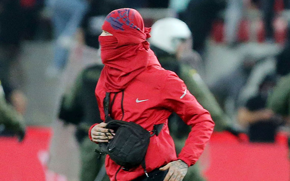 σούπερ-λίγκ-1-μια-ωραία-ατμόσφαιρα-562387348