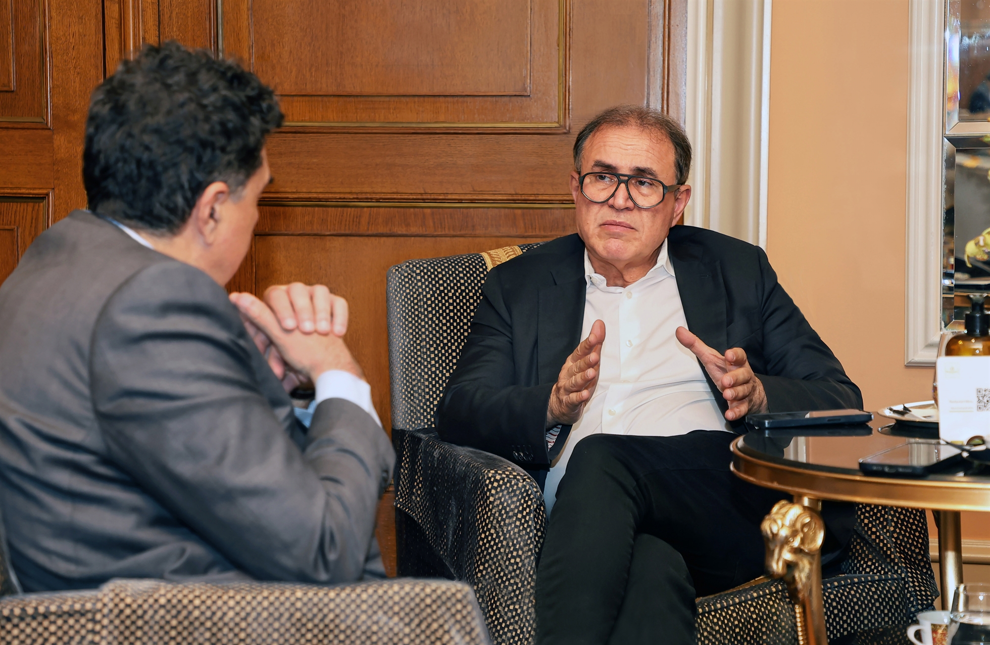 νουριέλ-ρουμπίνι-στην-κ-στο-δντ-η-του-562393171