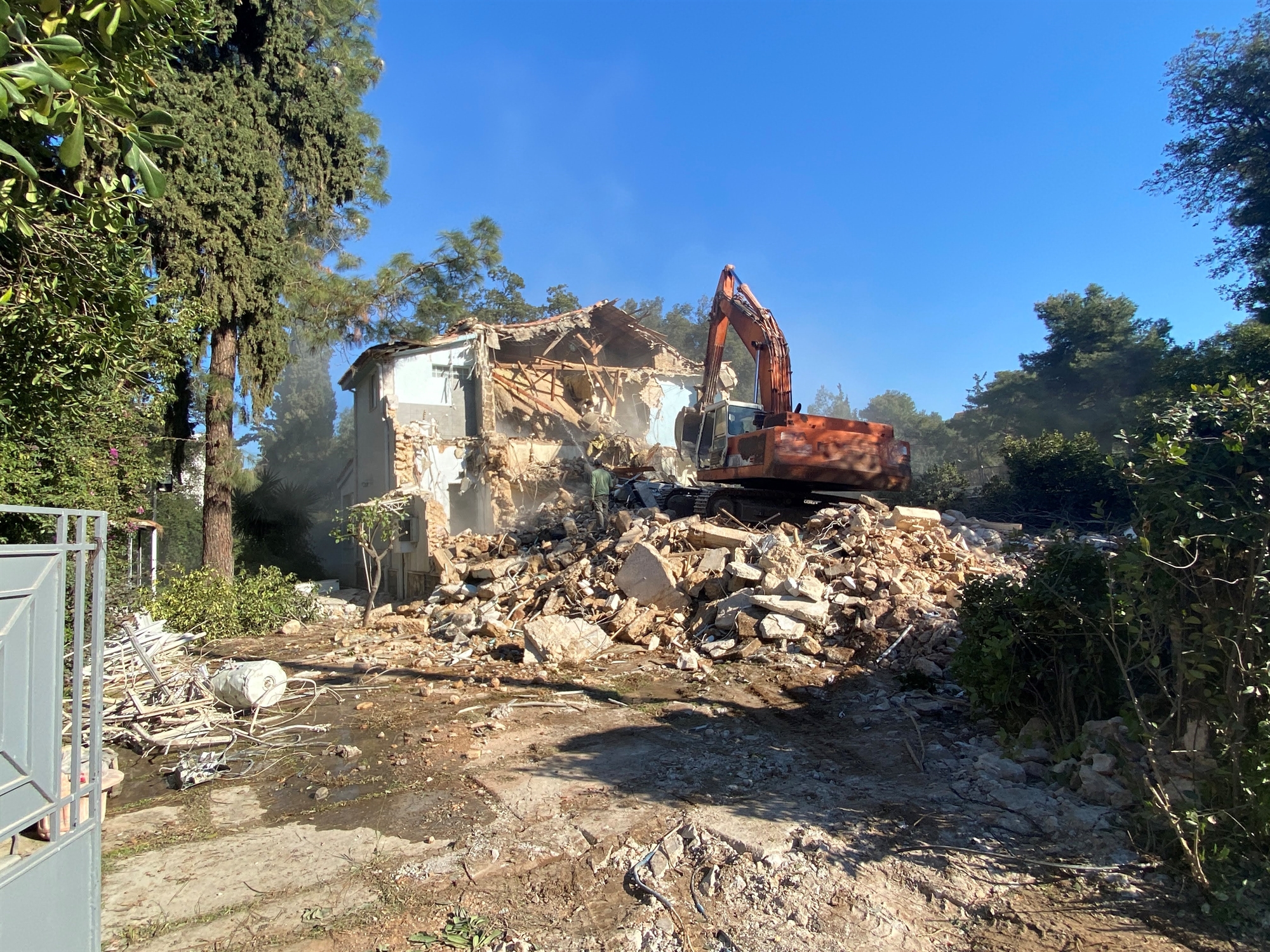 Ο δεύτερος θάνατος της αθηναϊκής μονοκατοικίας-4