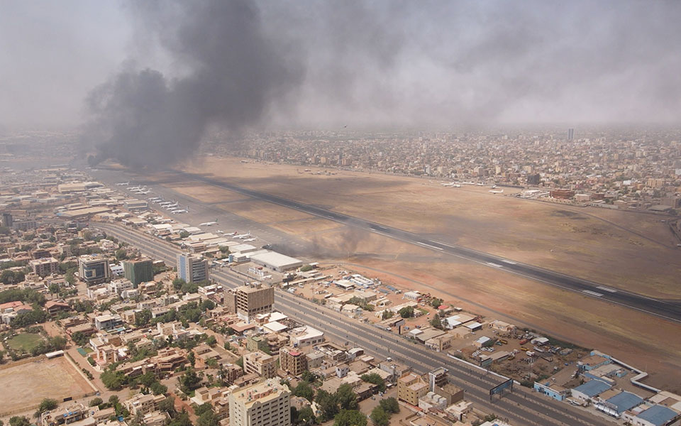 σουδάν-ο-στρατός-συμφώνησε-για-τη-δημι-562375420