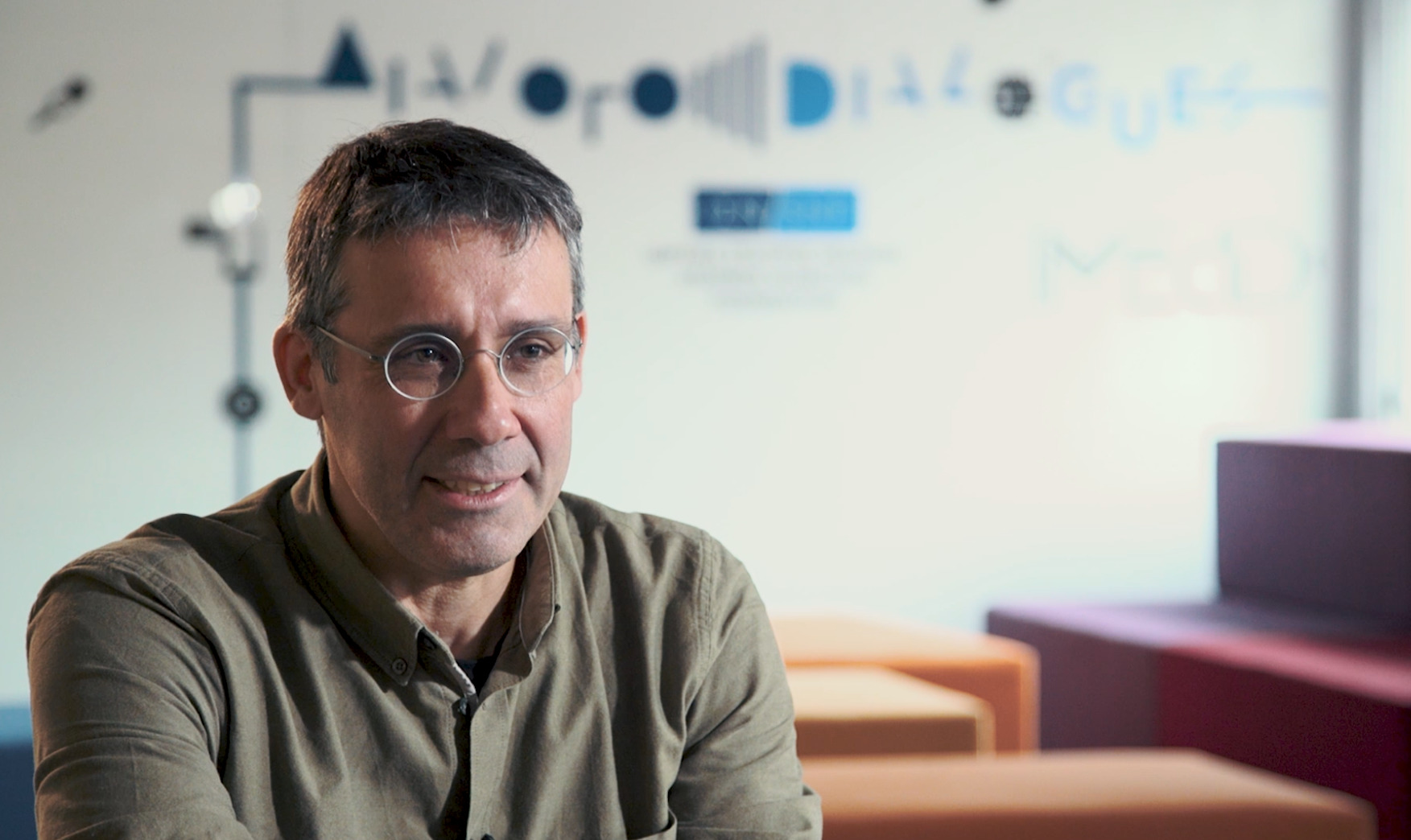 «Ευφυής» τρόμος στα γραφεία τού αύριο-2