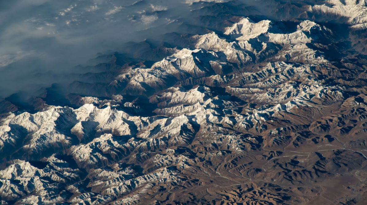 Ροζ σύννεφα, αμμόλοφοι, Νότιο Σέλας: Η Γη μέσα από τον φακό των αστροναυτών-6