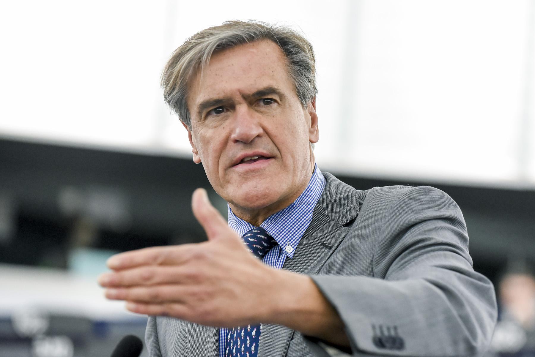 Εσωτερικοί «φράχτες» στην Ε.Ε.-2