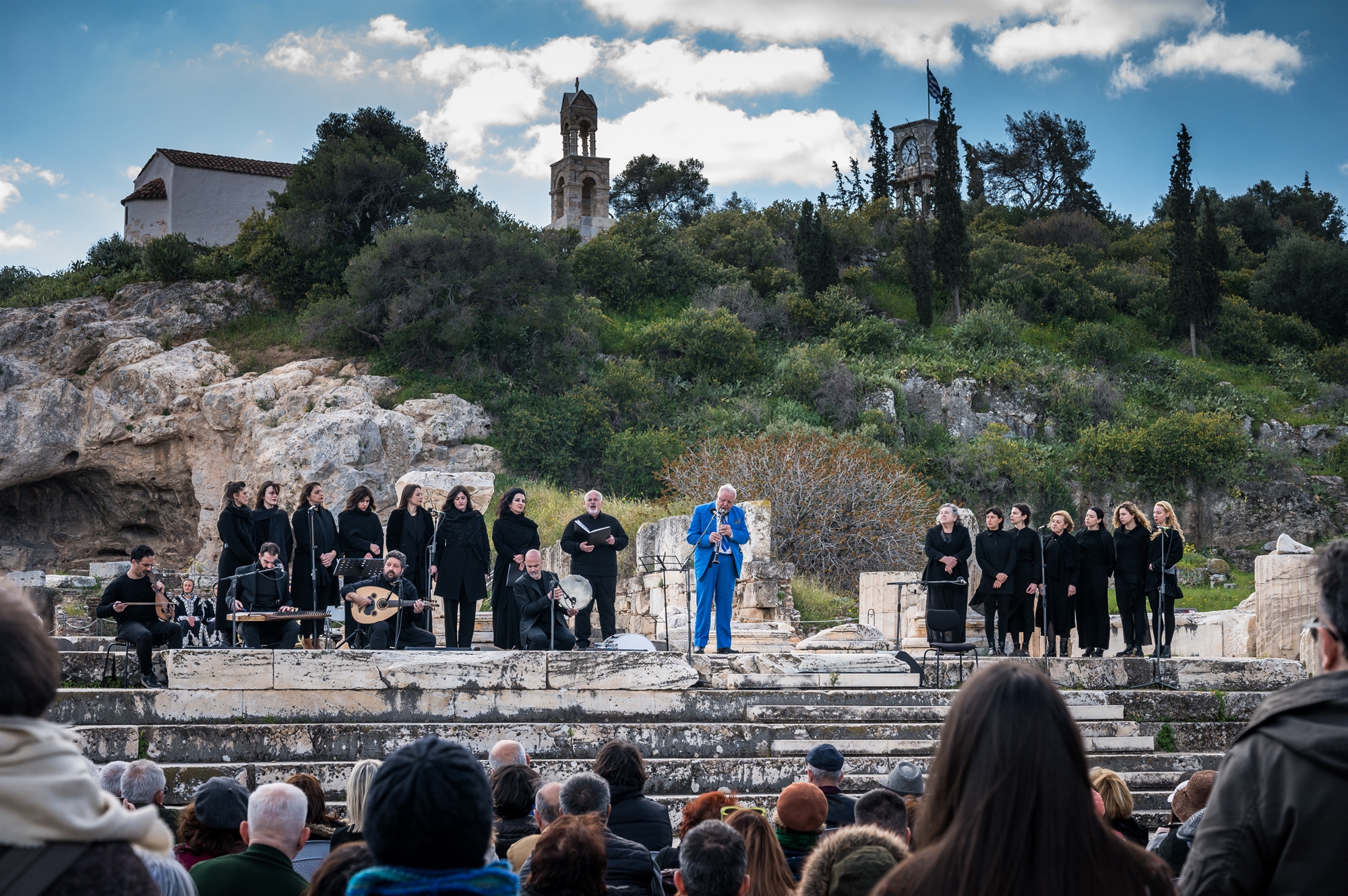 μια-προαιώνια-ανάγκη-του-ανθρώπου-562383013
