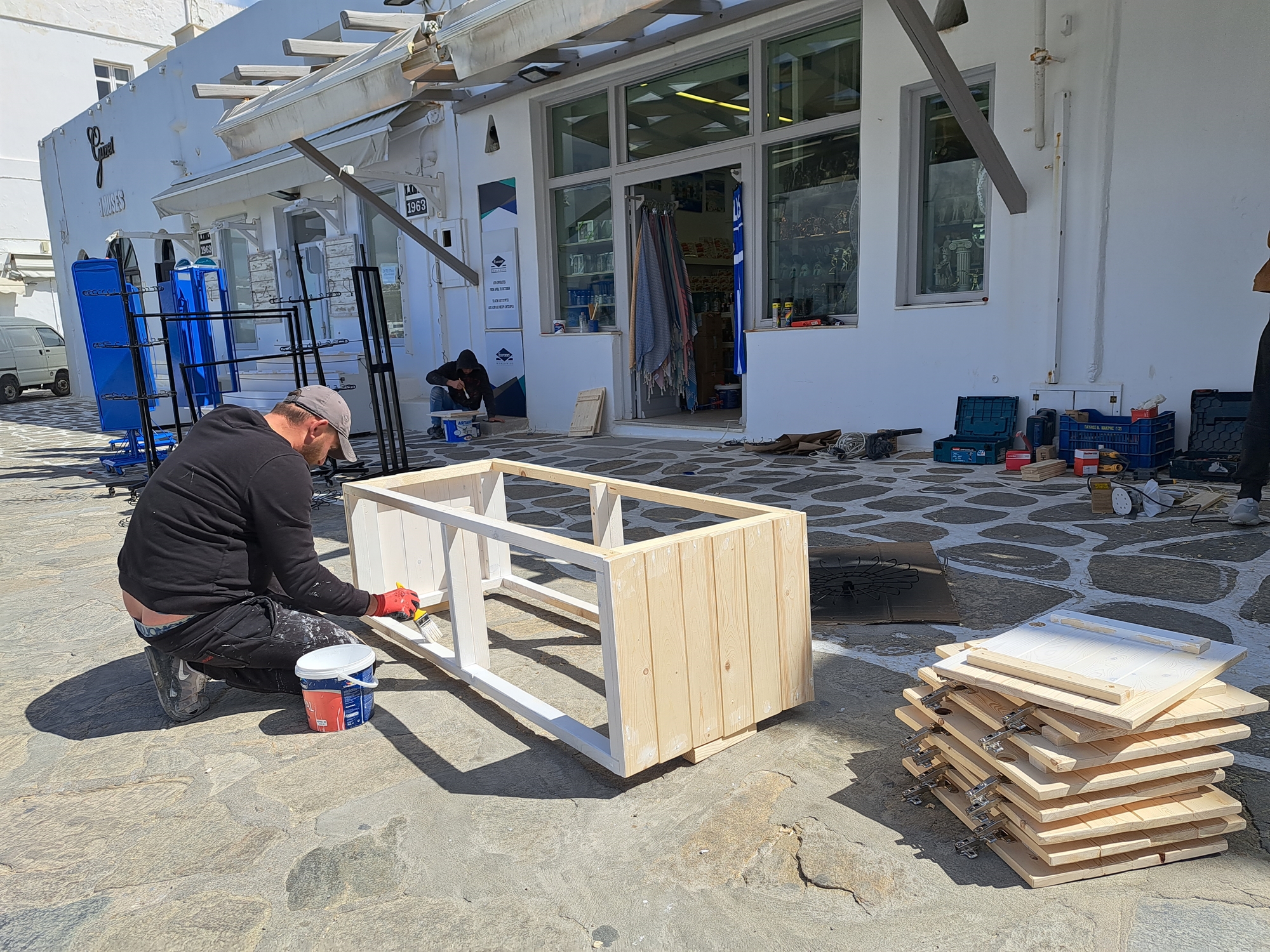 Μύκονος: Τα τείχη της ταϊλανδοποίησης-1