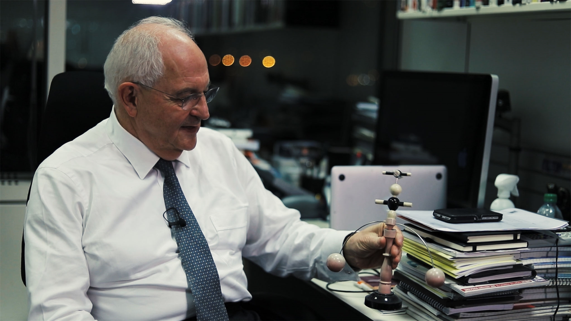 Τη μεσαία τάξη και τα μάτια μας-1