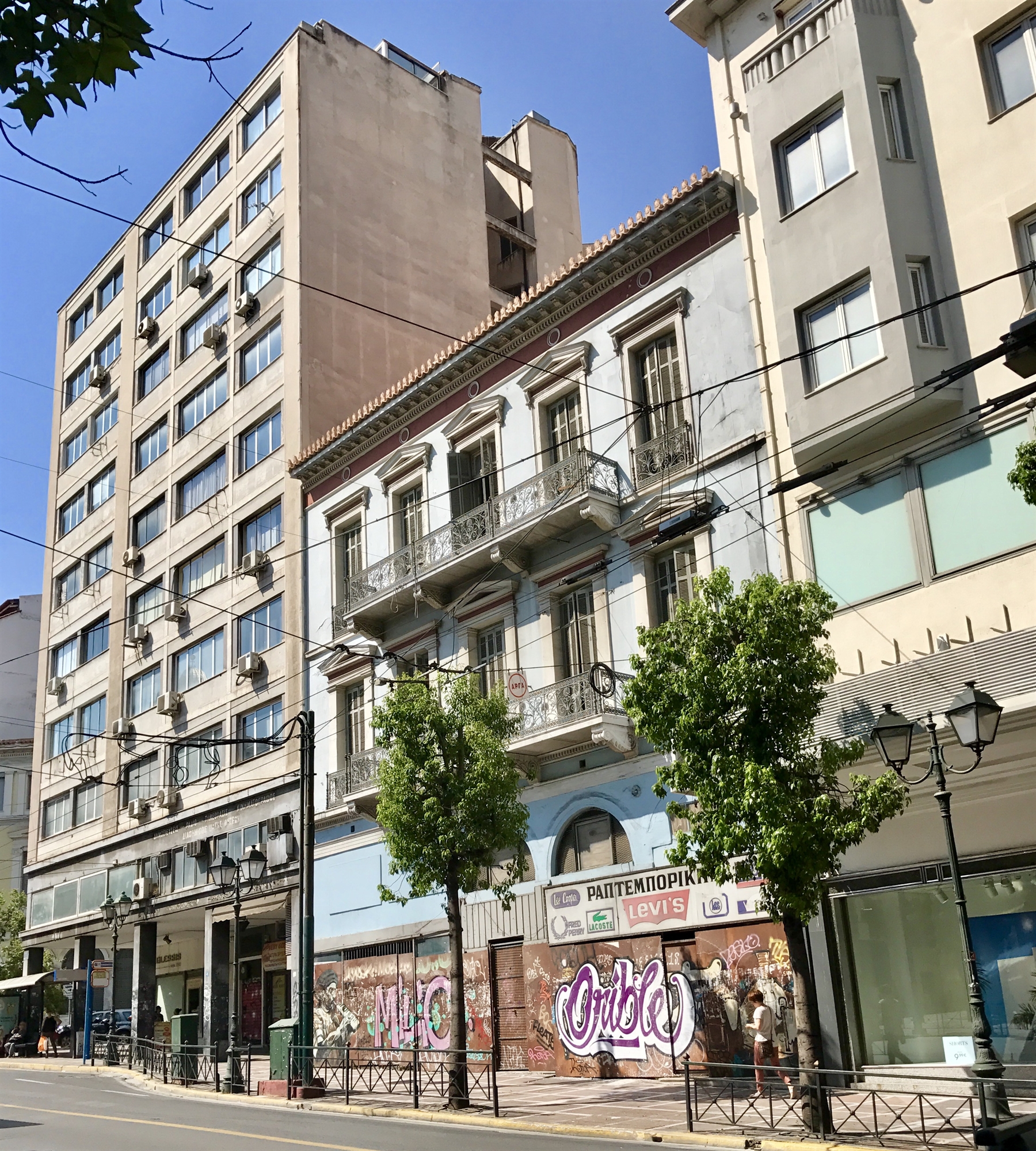 Σταδίου, ο δρόμος που αφηγείται τη μοίρα της πόλης-1