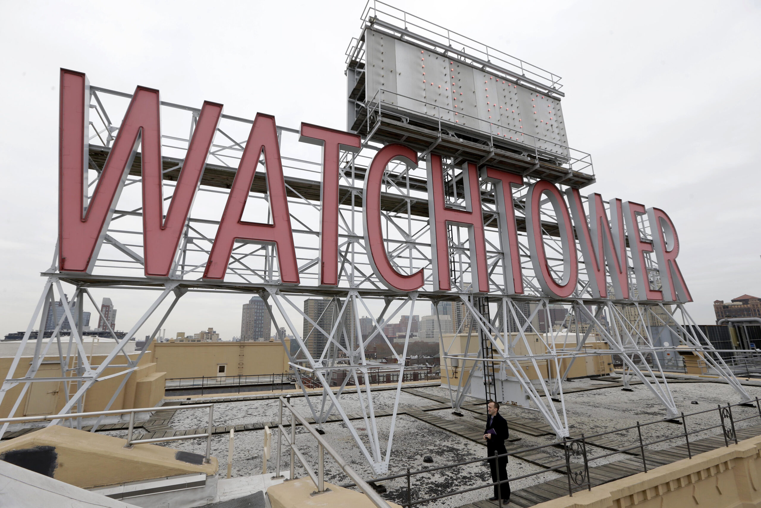 ηπα-9-μάρτυρες-του-ιεχωβά-κατηγορούντα-562378861