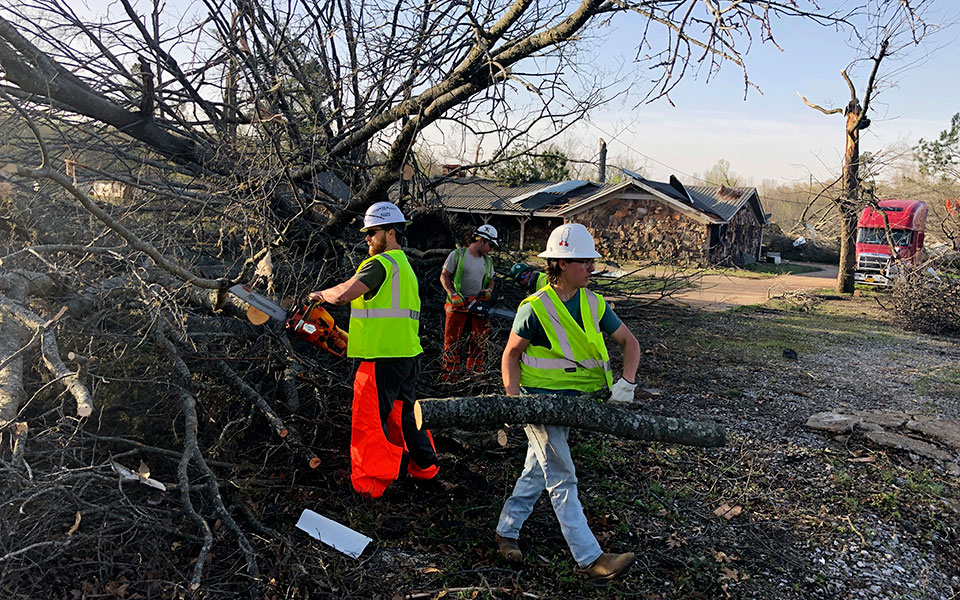 ΗΠΑ: Τουλάχιστον 11 νεκροί από ανεμοστρόβιλους και σφοδρές καταιγίδες – 200.000 σπίτια έμειναν χωρίς ρεύμα-3