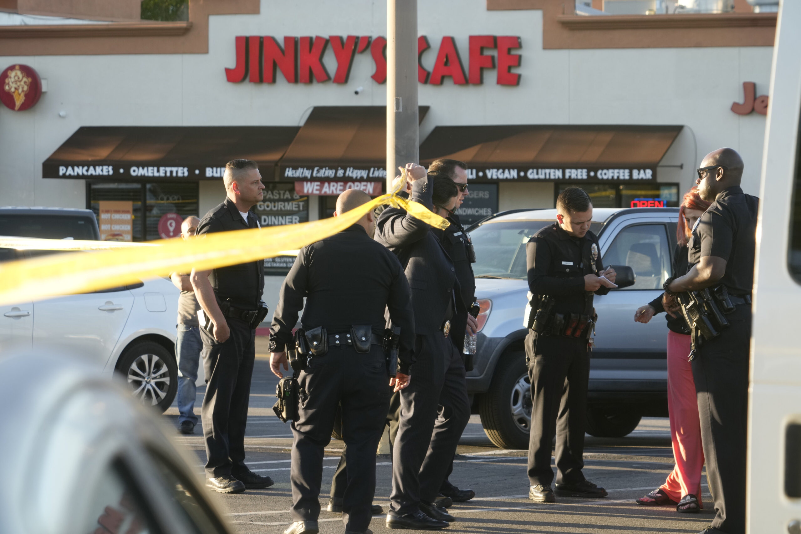 ηπα-μαχαιρώθηκε-θανάσιμα-ο-mπομπ-λι-ιδρ-562358404