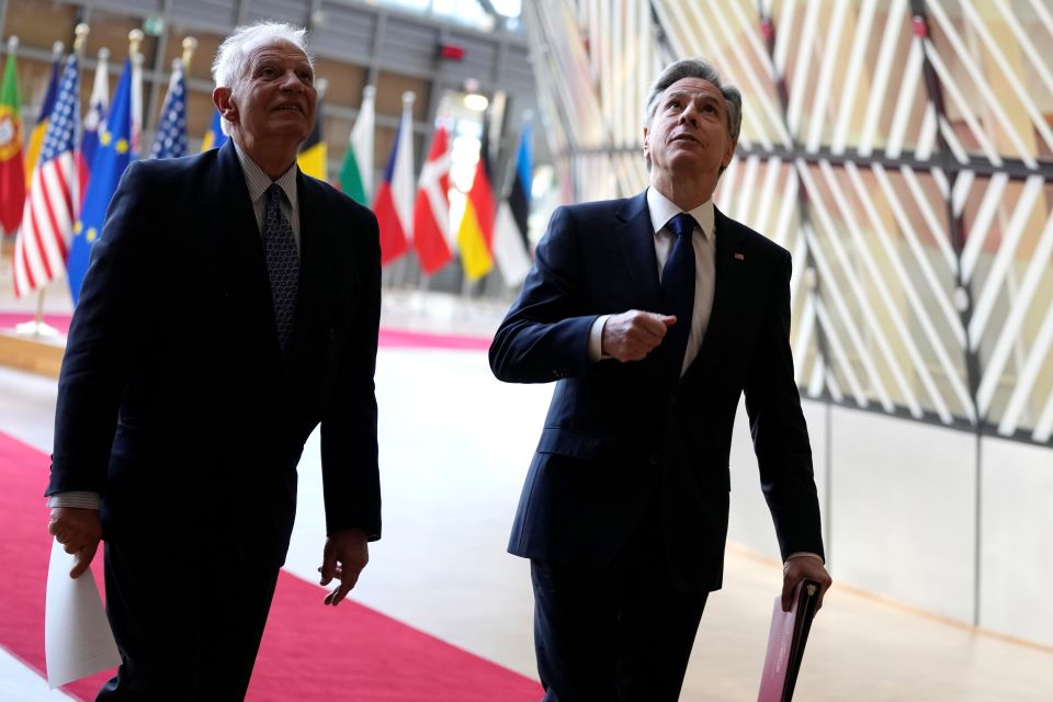 ηπα-και-ε-ε-εντατικοποίηση-της-συνεργα-562355107