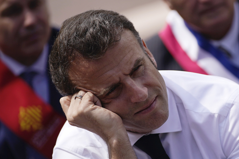 τρεις-στους-τέσσερις-γάλλους-δηλώνου-562385194