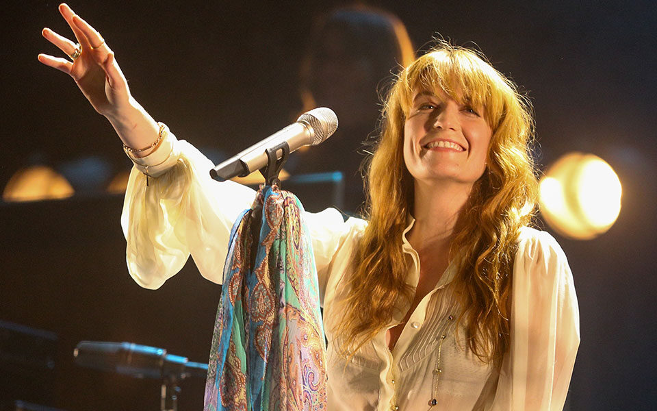 ακούστε-το-νέο-τραγούδι-των-florence-the-machine-mermaids-562385833