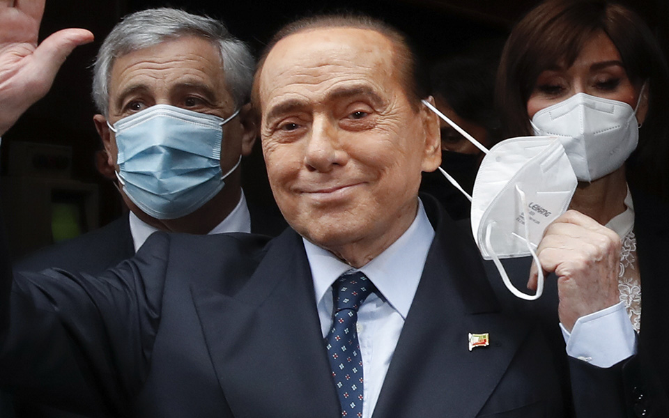 ansa-ο-μπερλουσκόνι-ανταποκρίνεται-θετ-562359850