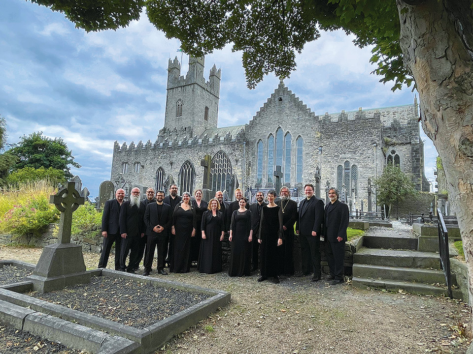 Ο Έλληνας που θα συμμετάσχει στην τελετή ενθρόνισης του Καρόλου-1