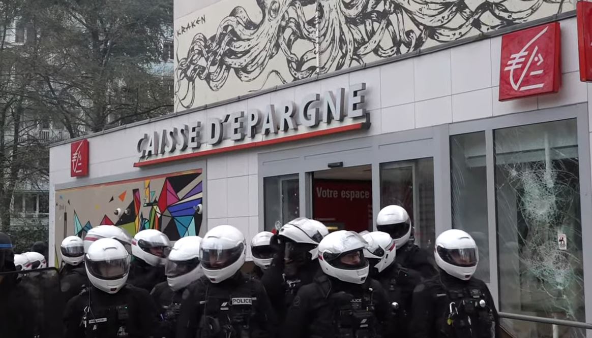 Γαλλία: Επεισόδια, συλλήψεις και τραυματίες στον 11ο γύρο κινητοποιήσεων-21