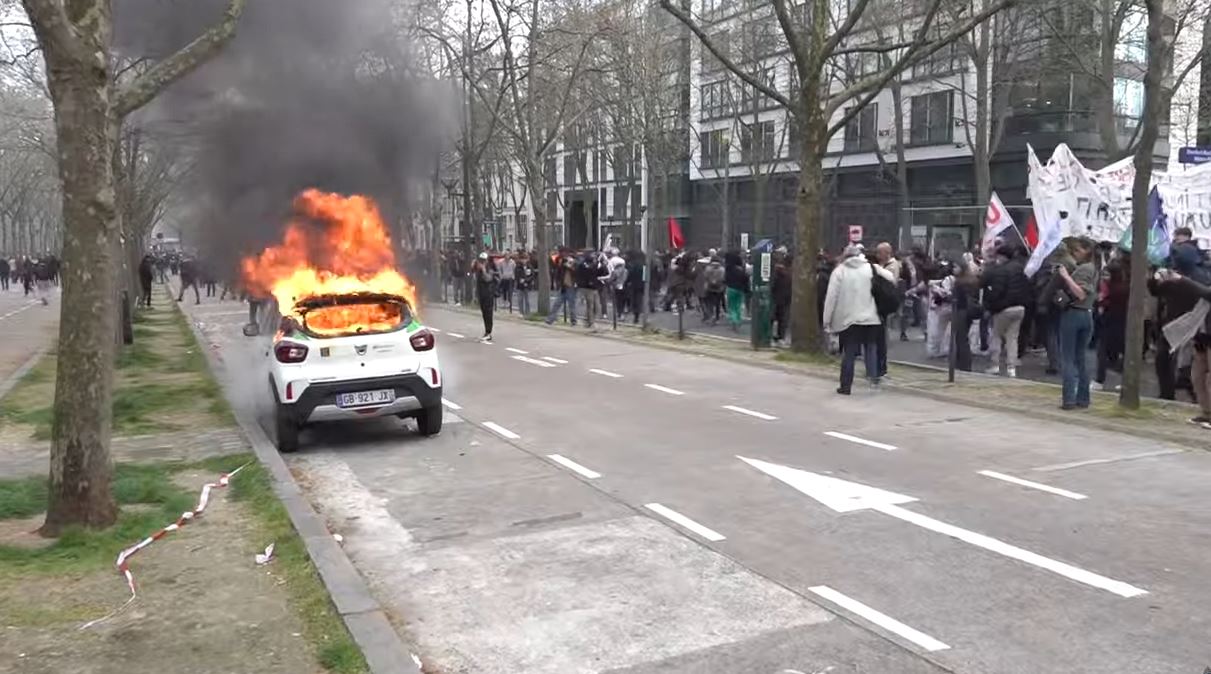 Γαλλία: Επεισόδια, συλλήψεις και τραυματίες στον 11ο γύρο κινητοποιήσεων-7