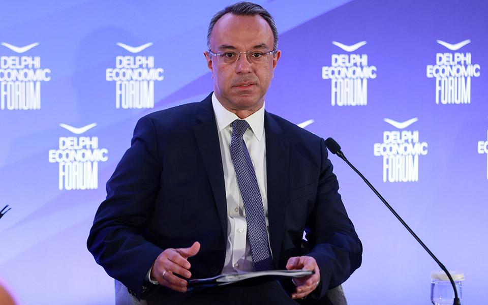 σταϊκούρας-αυξήσεις-μισθών-μειώσεις-562390111